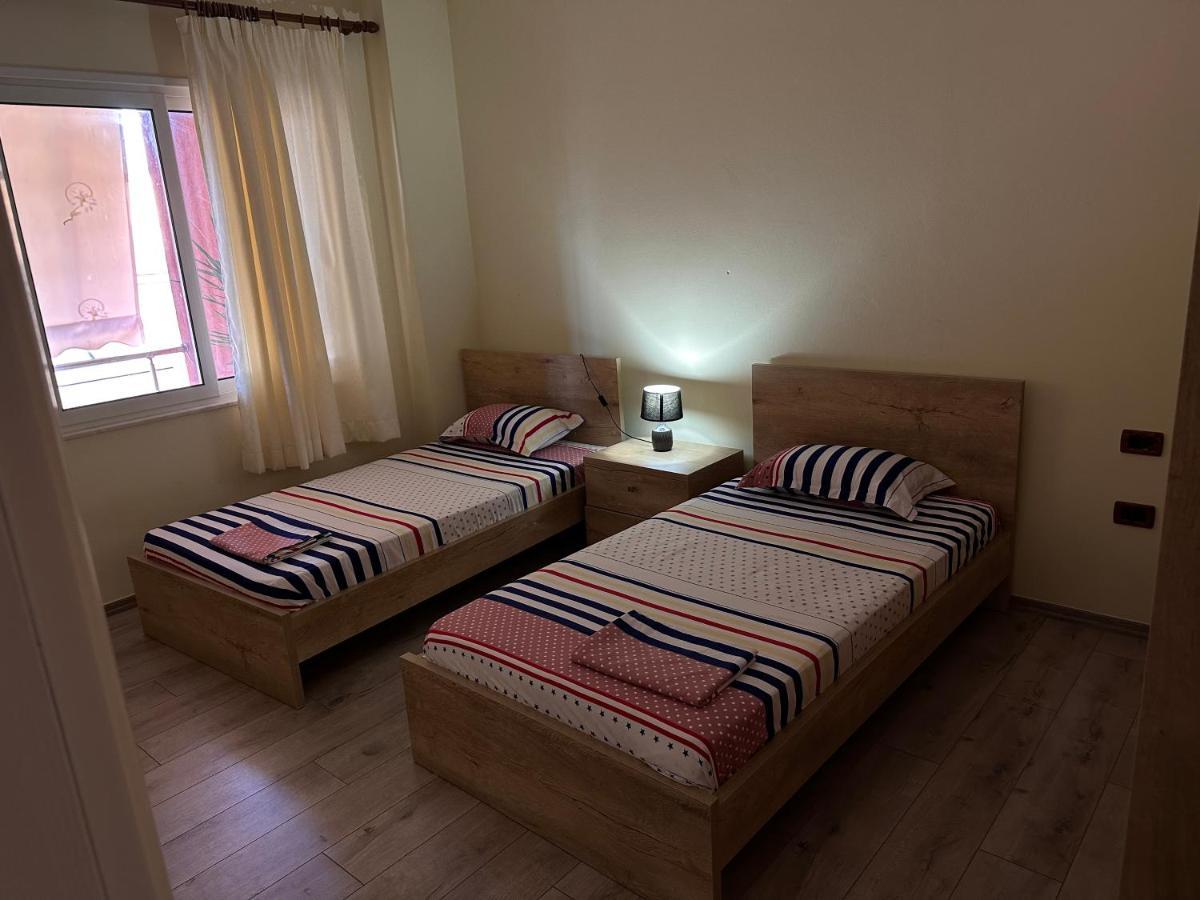Family Apartments Sarandë Eksteriør billede