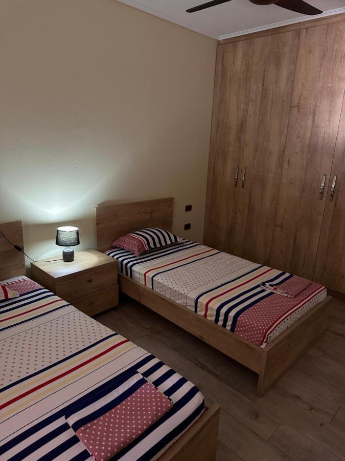Family Apartments Sarandë Eksteriør billede